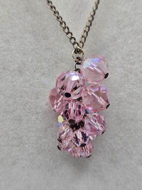 VINTAGE Pink Faceted Crystal Dangle Cluster Pendant Necklace Unique Clasp
